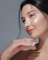 Jet Peel, Hydrafacial ou Microneedling